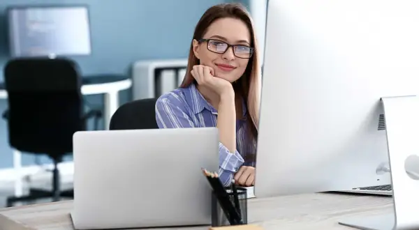 Content writer co to - poznaj kluczowe obowiązki i znaczenie tej roli
